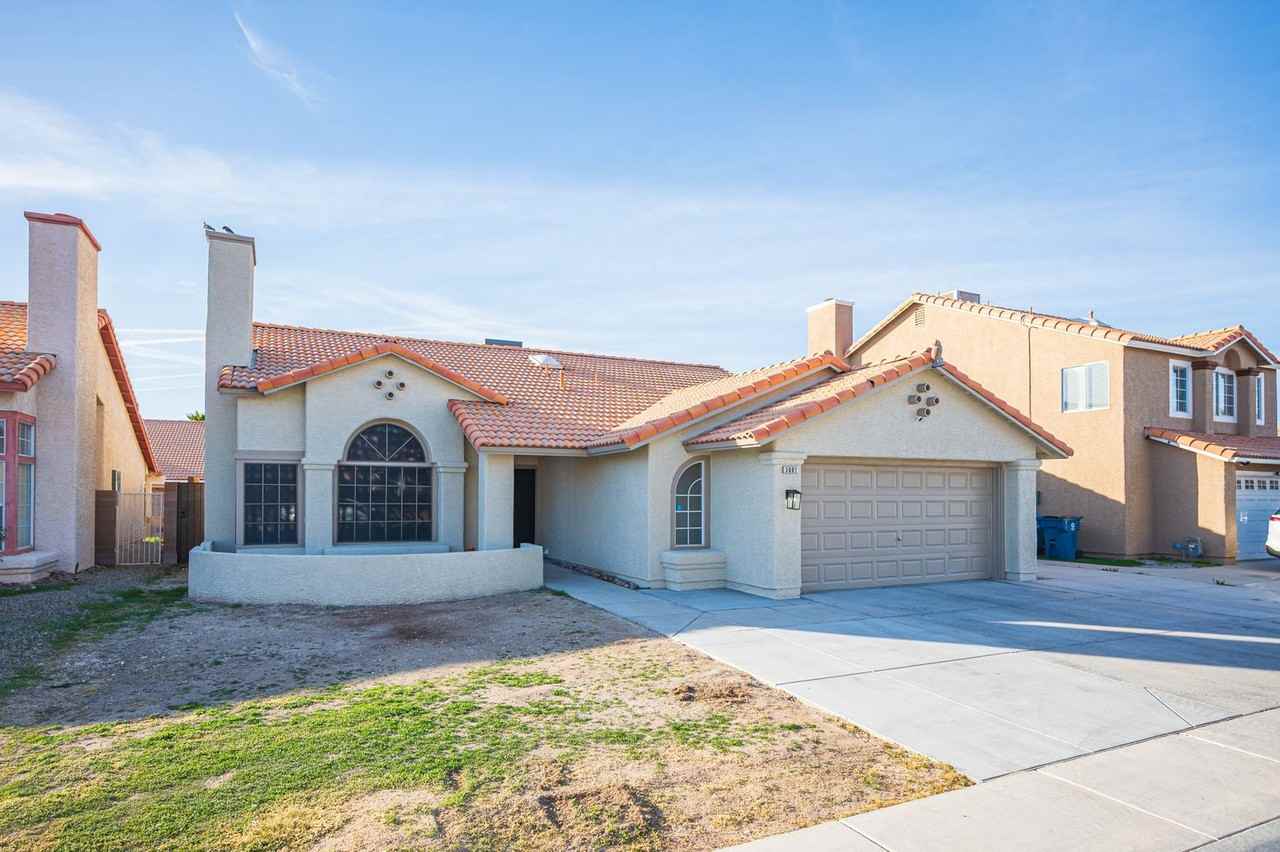 3801 Dauntless Dr - Photo 3 of 48