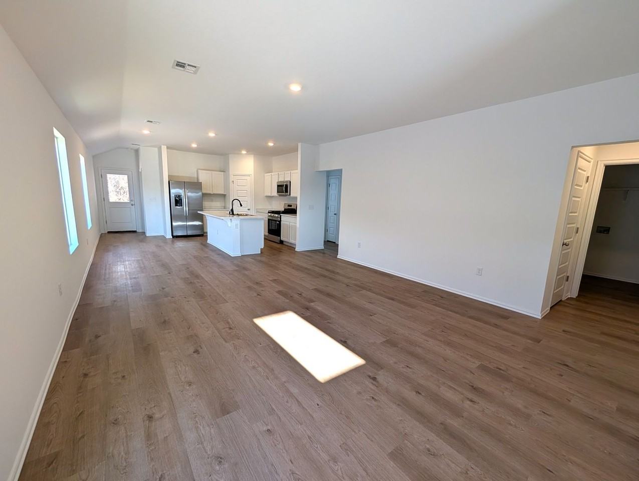 3301 Little Creek Dr - Photo 2 of 16