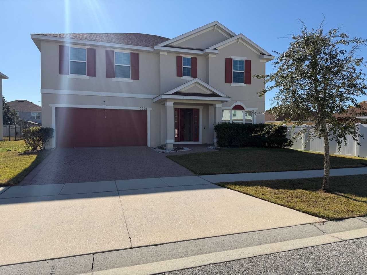 2228 Waukegan Dr - Photo 2 of 22