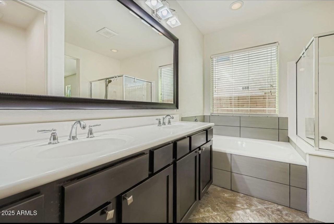 10824 E Quintana Ave - Photo 6 of 9