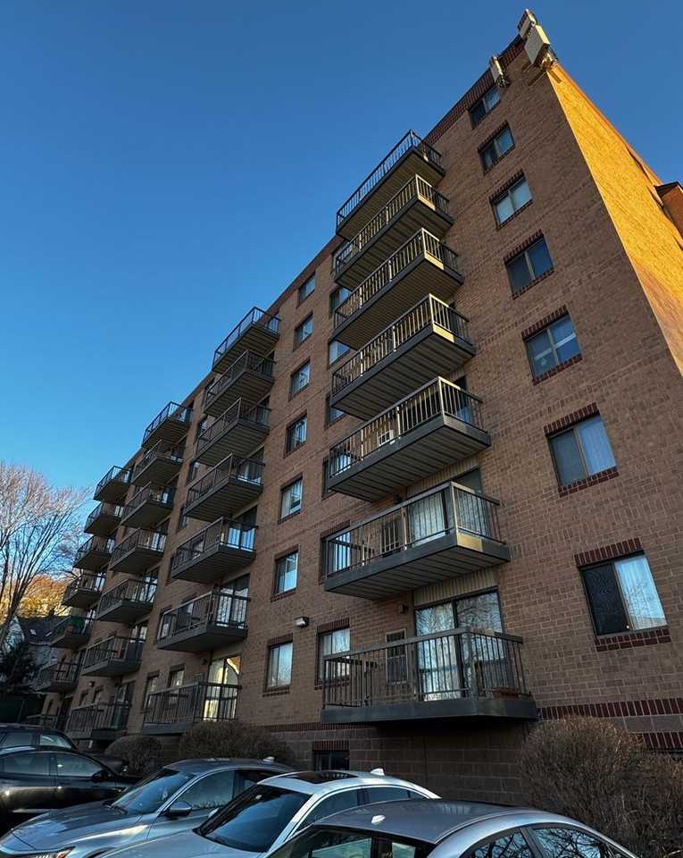 500 Salem St - Photo 2 of 16