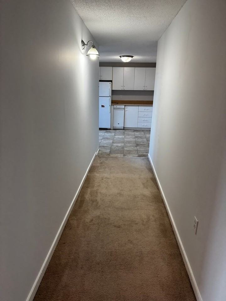 500 Salem St - Photo 7 of 16