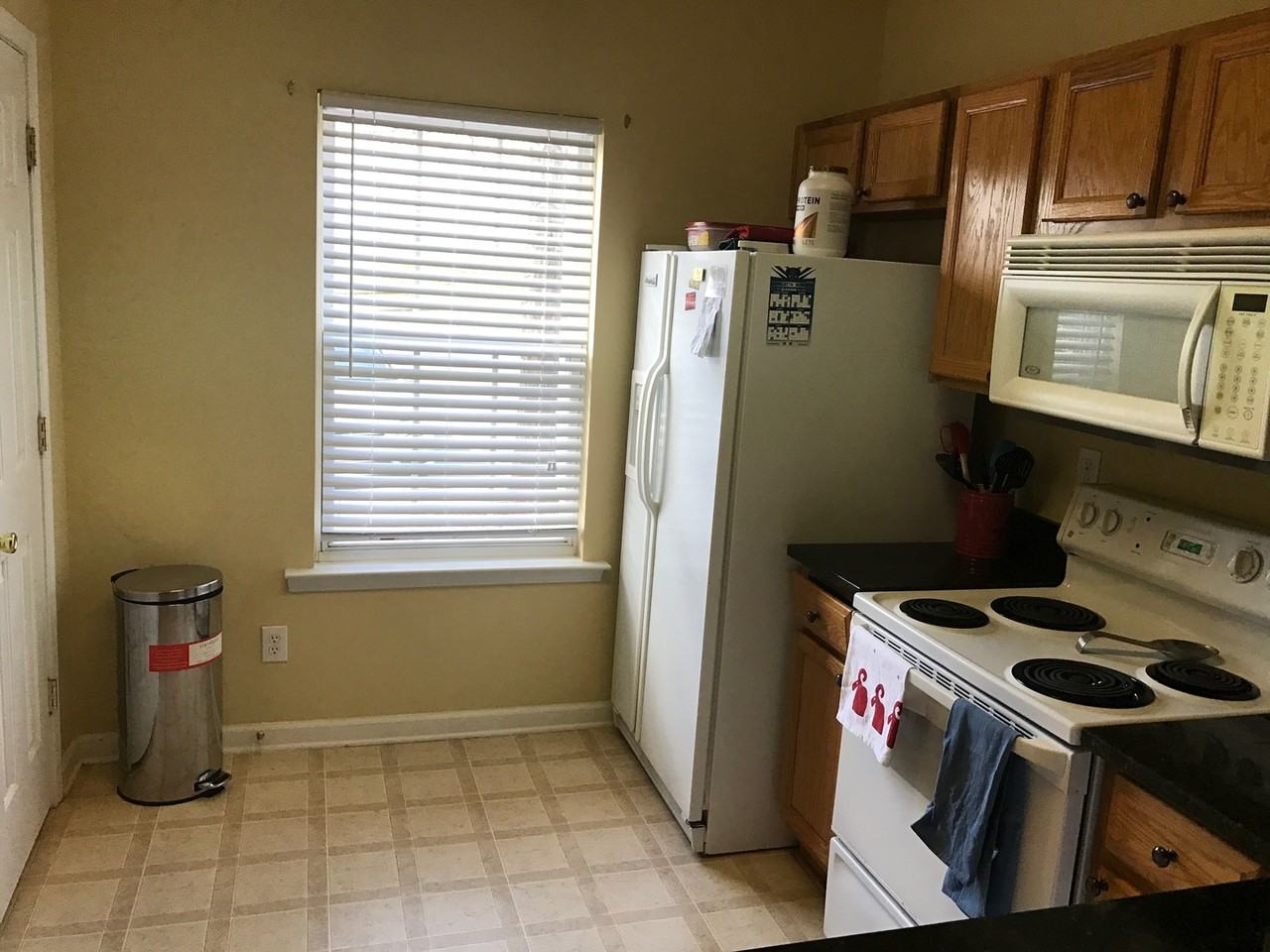 2224 Winthrop Chase Dr - Photo 3 of 19