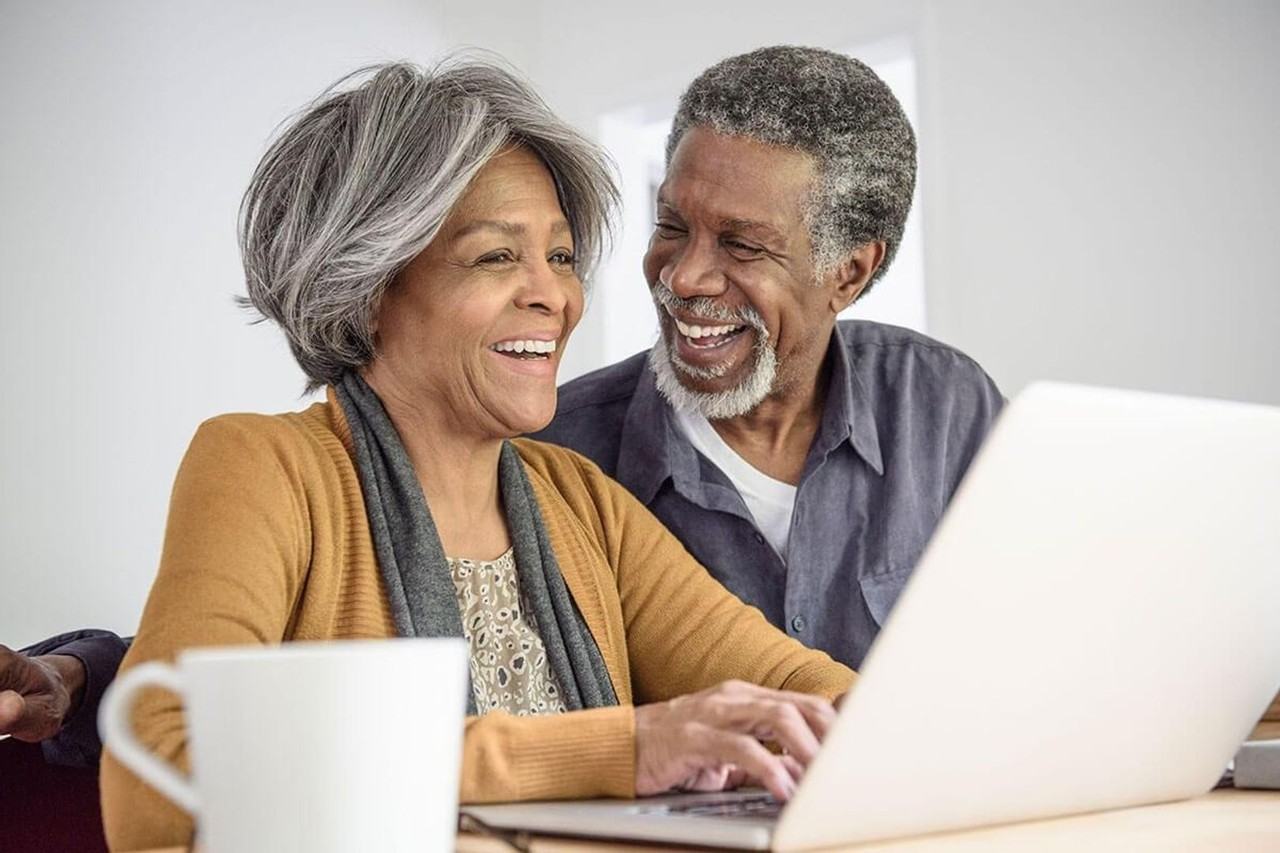 Sunningdale Beautiful 55+ Living in the Woodlands - Photo 2 of 40