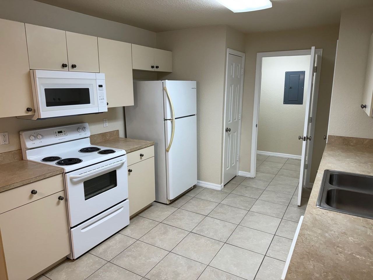 54 Laurel Pass - Photo 4 of 28