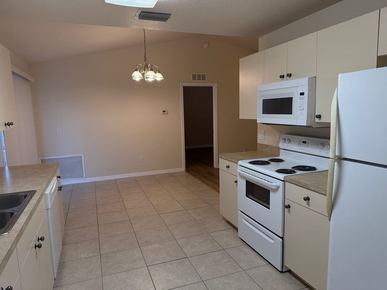 54 Laurel Pass - Photo 6 of 28