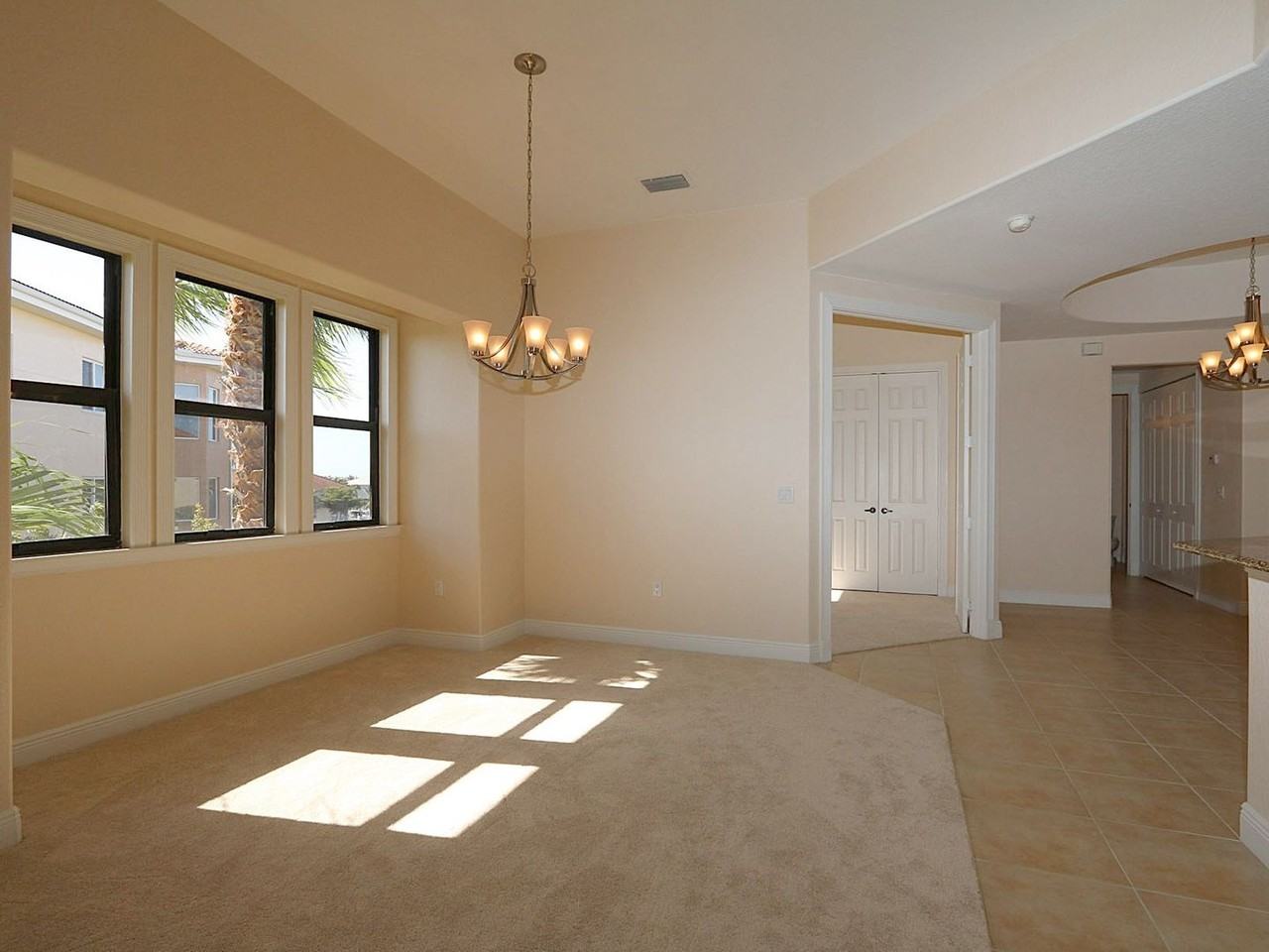 3308 Purple Martin Dr - Photo 4 of 41