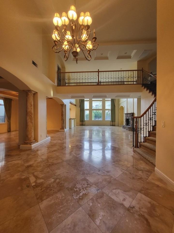 6847 Boa Nova Dr - Photo 3 of 17