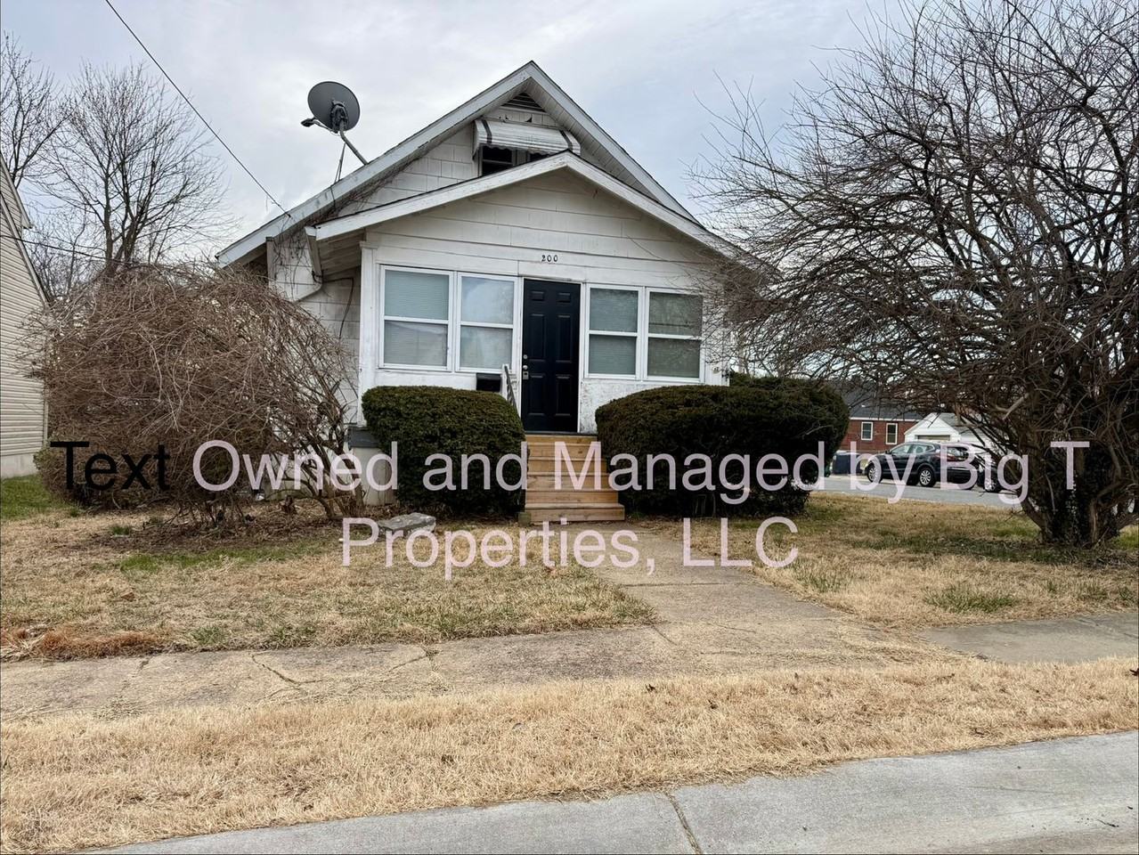 200 Lindbergh Ave - Photo 3 of 19