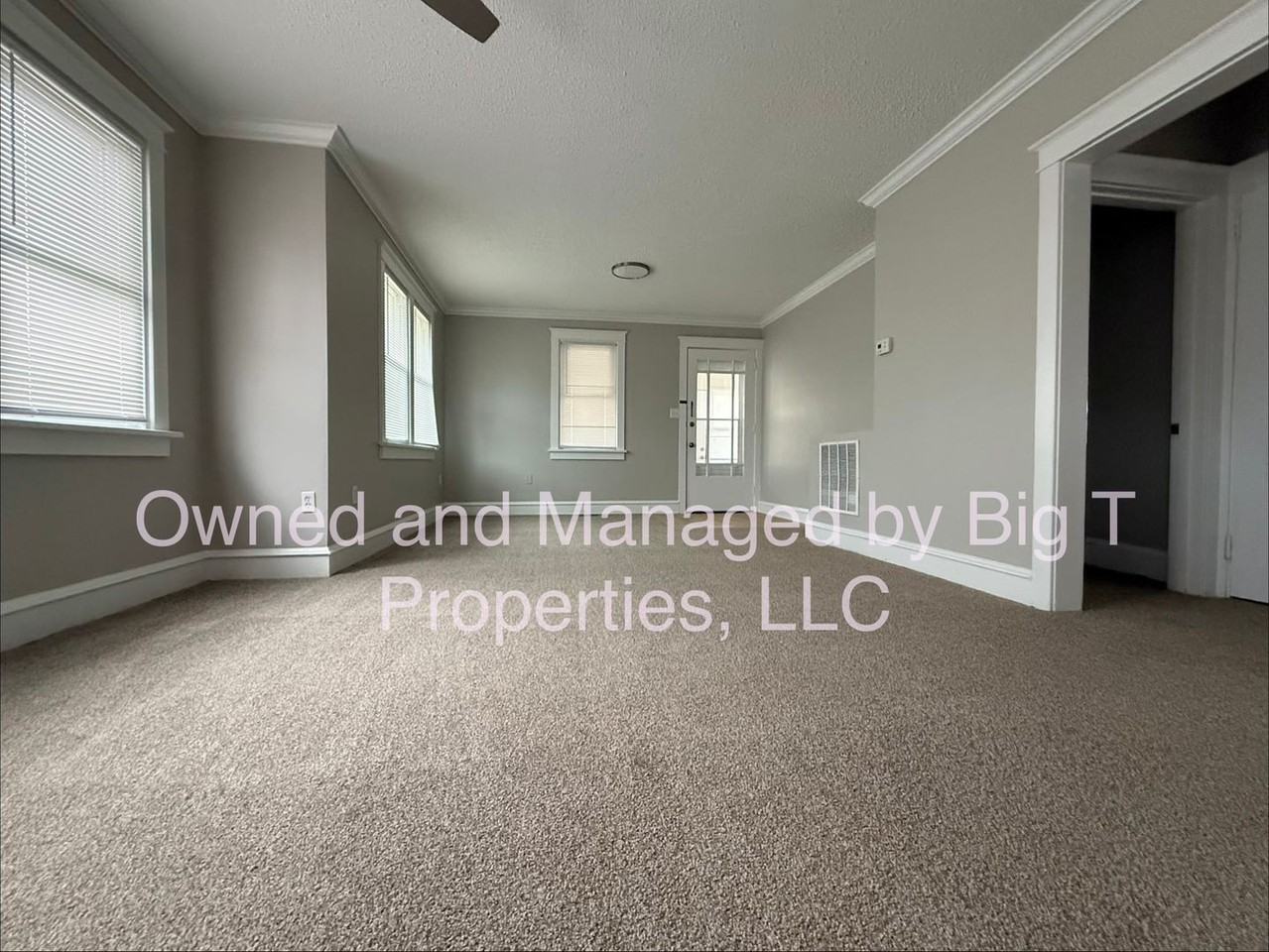 200 Lindbergh Ave - Photo 4 of 19