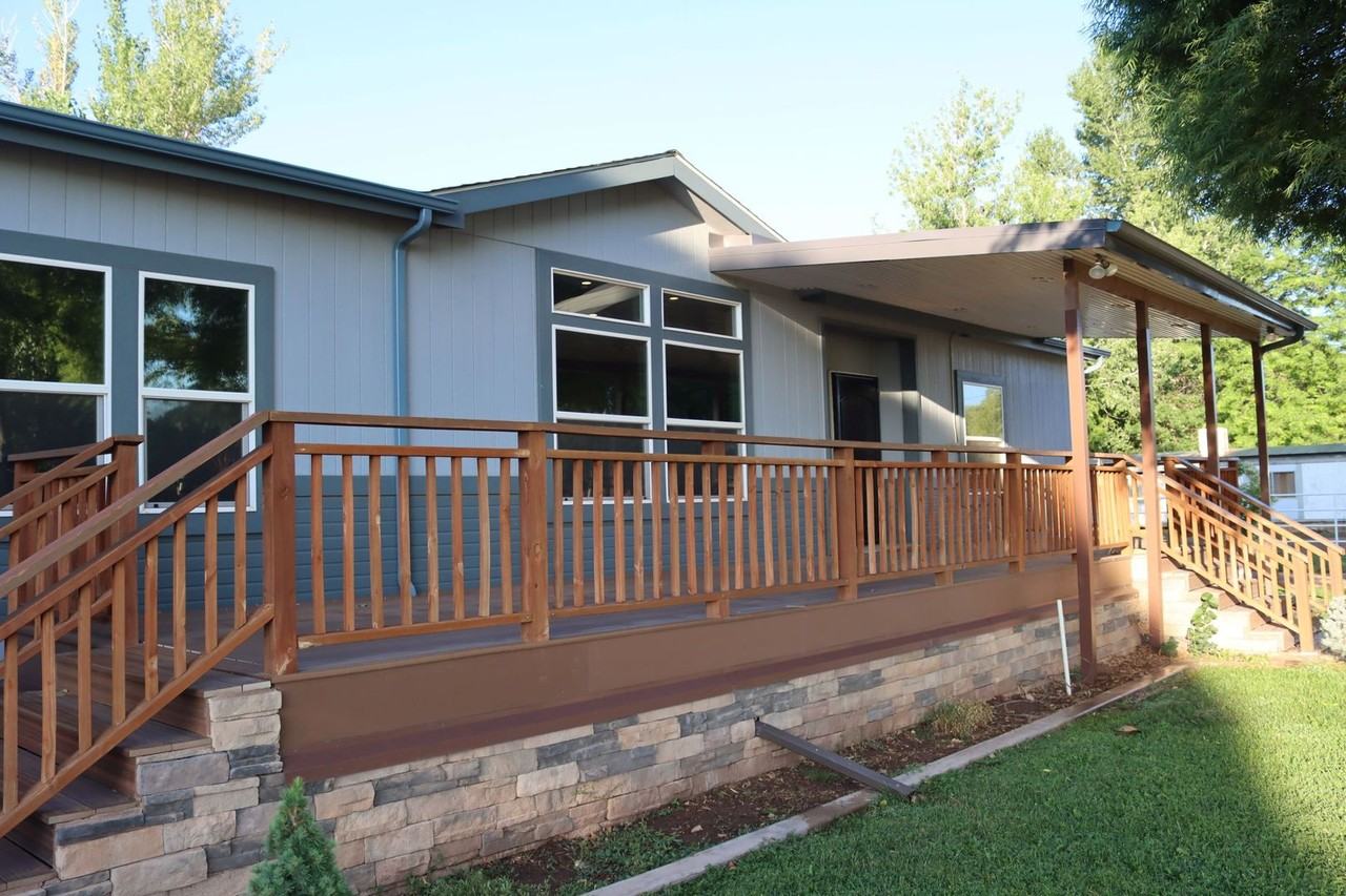 313 E 1/2 St N - Photo 7 of 34