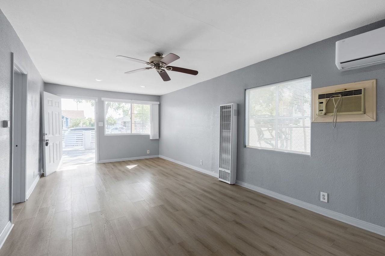 13359 Filmore St - Photo 5 of 32