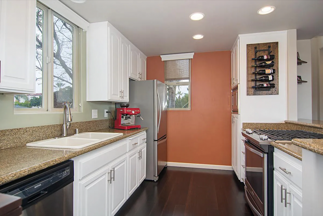 4339 Fanuel St - Photo 6 of 19