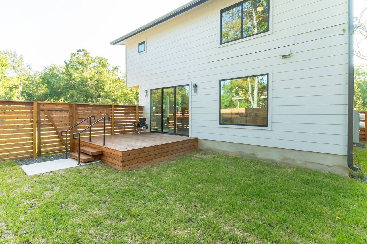 1132 Denfield St - Photo 4 of 50