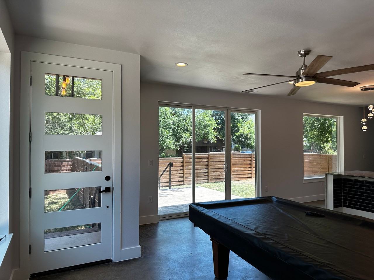 1132 Denfield St - Photo 5 of 50