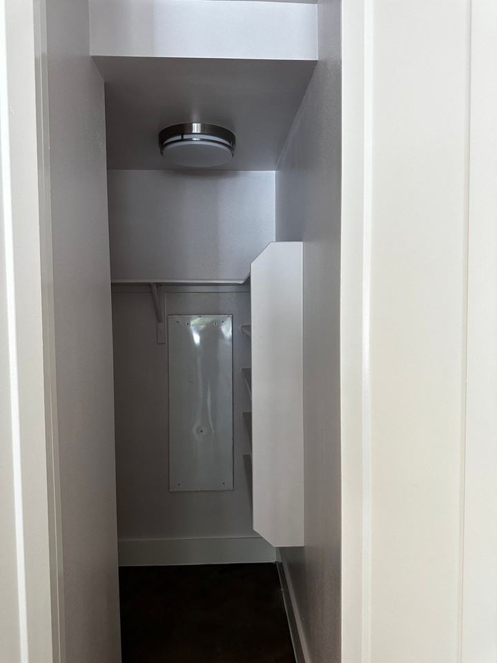 1132 Denfield St - Photo 7 of 50