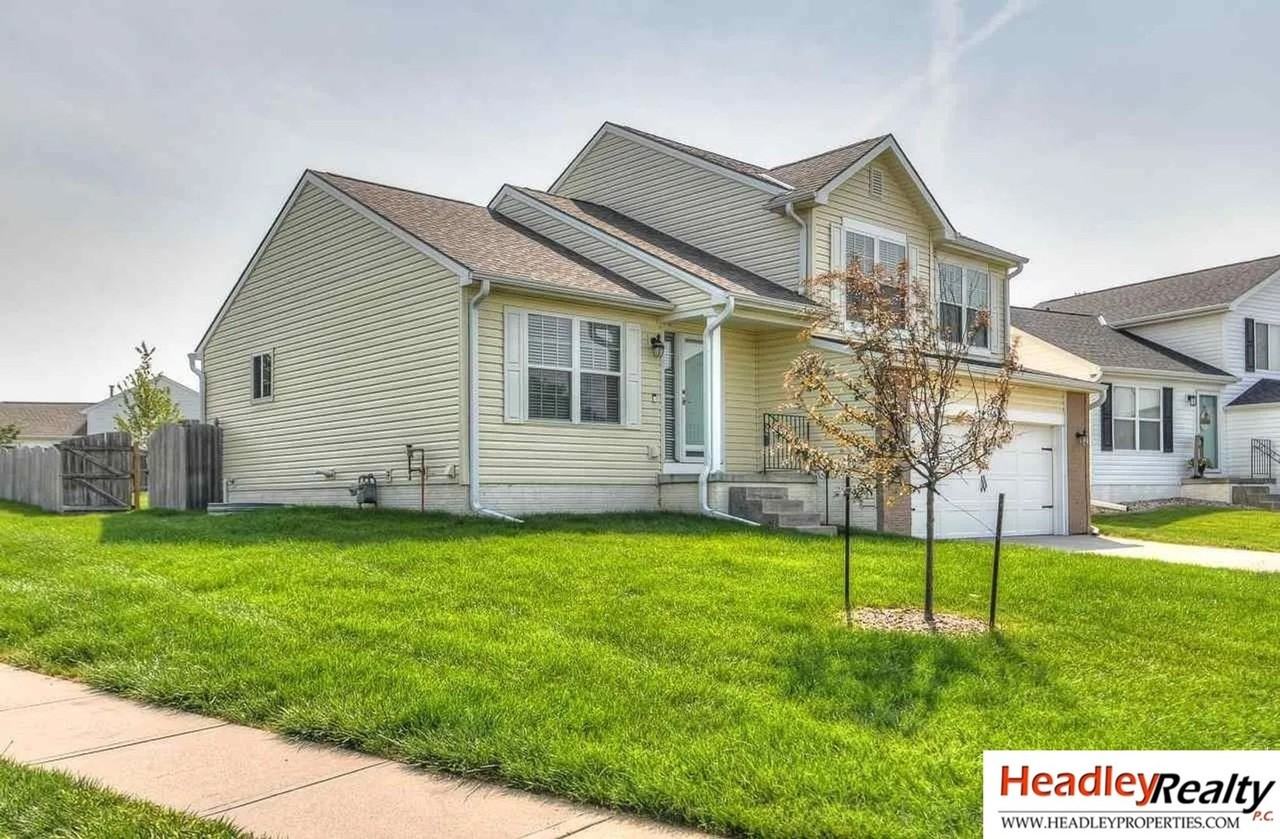 5603 S 193rd Ave - Photo 2 of 29