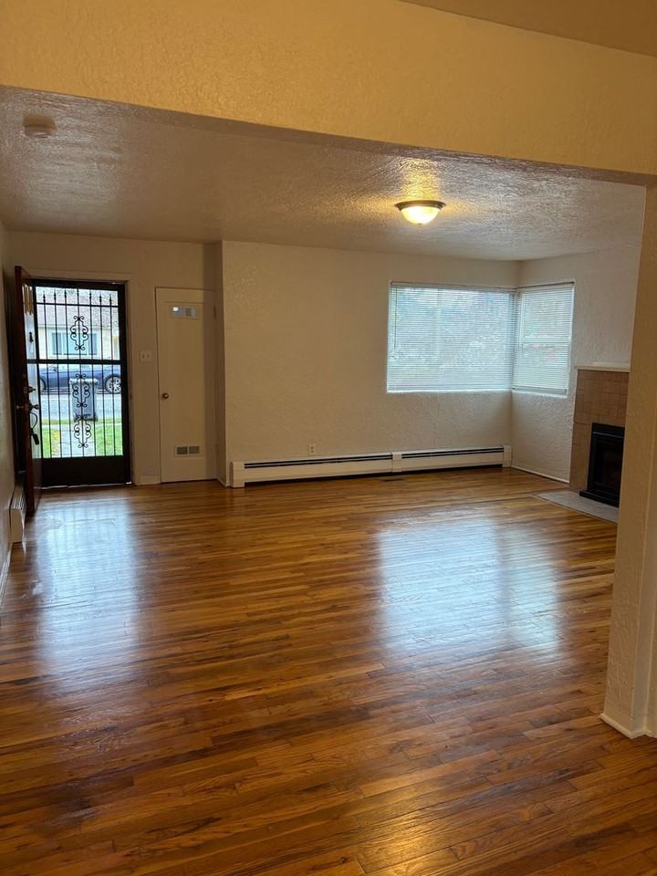 5022 Se Holgate Blvd - Photo 3 of 10