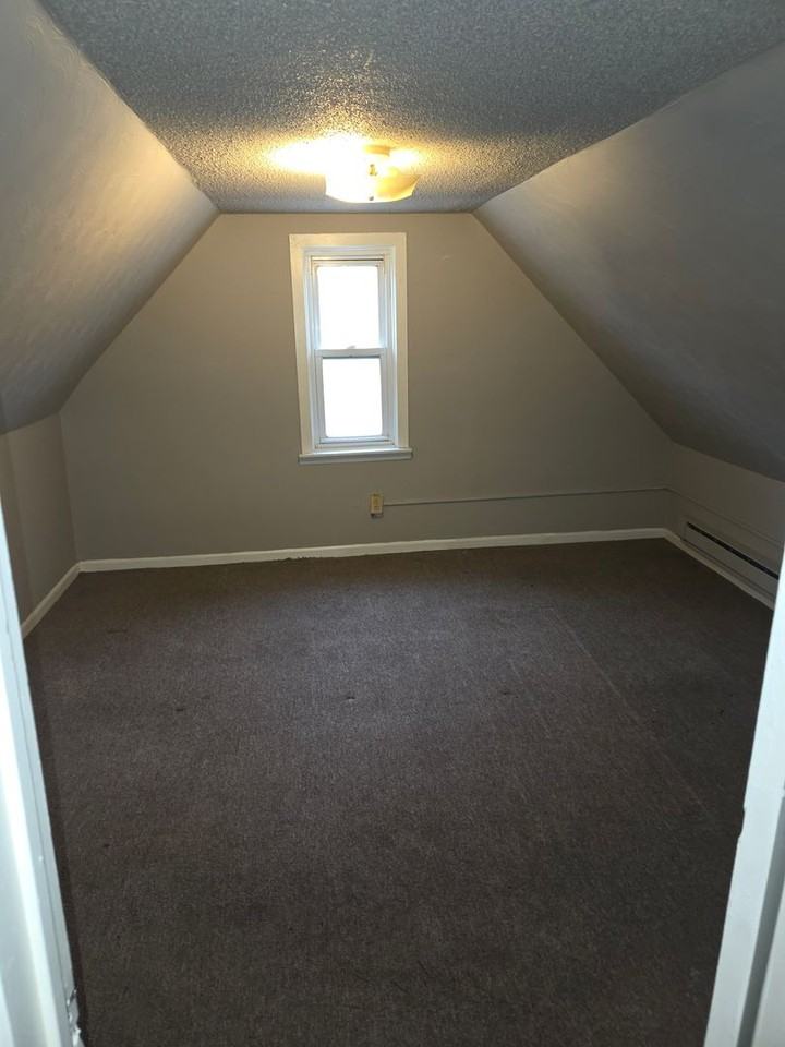 415 E 5th St - Photo 2 of 10