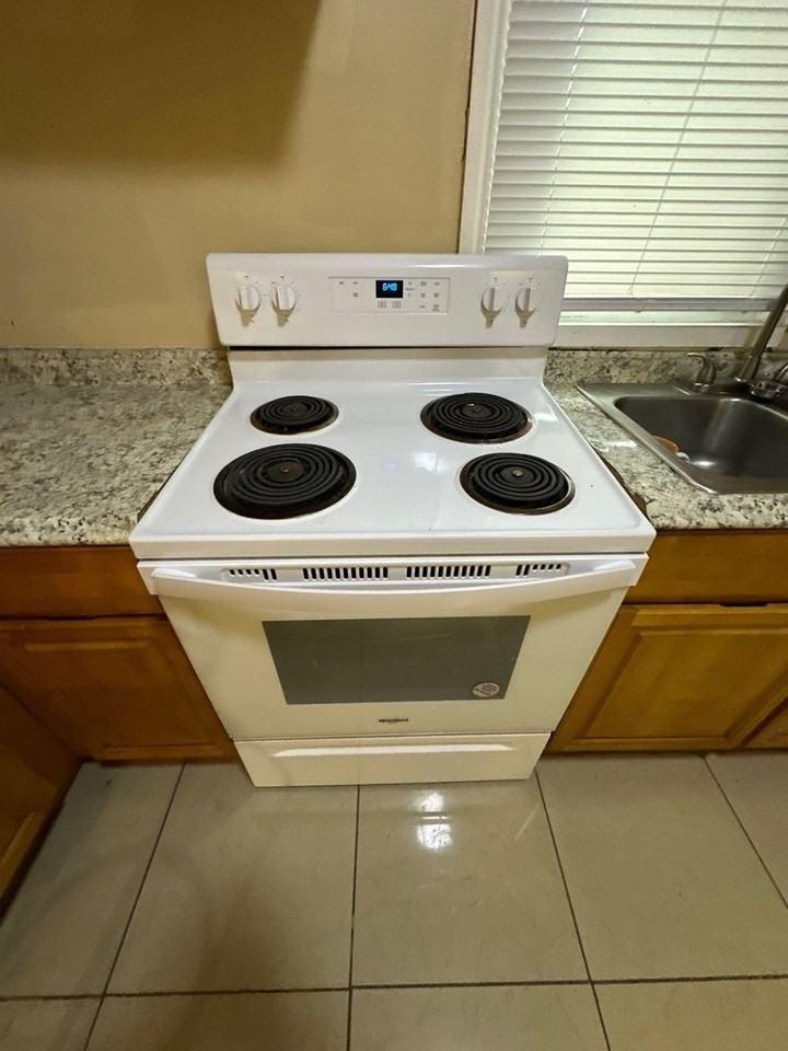 363 Locust Street - Photo 2 of 15