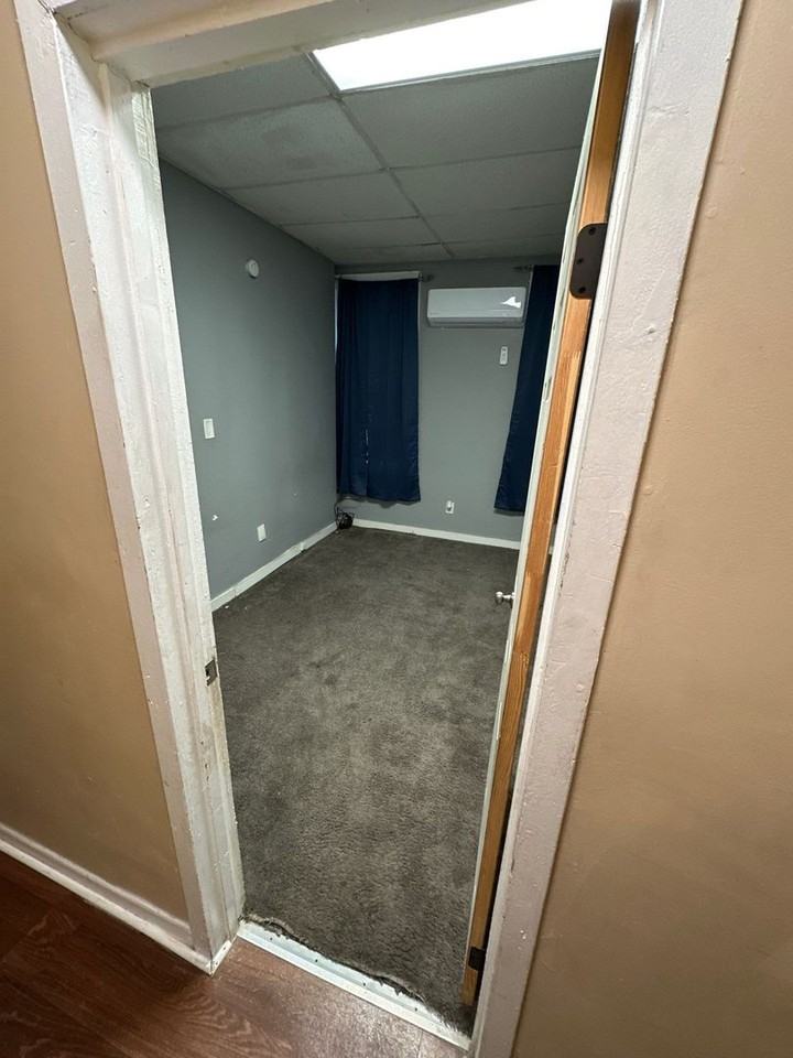 363 Locust Street - Photo 6 of 15