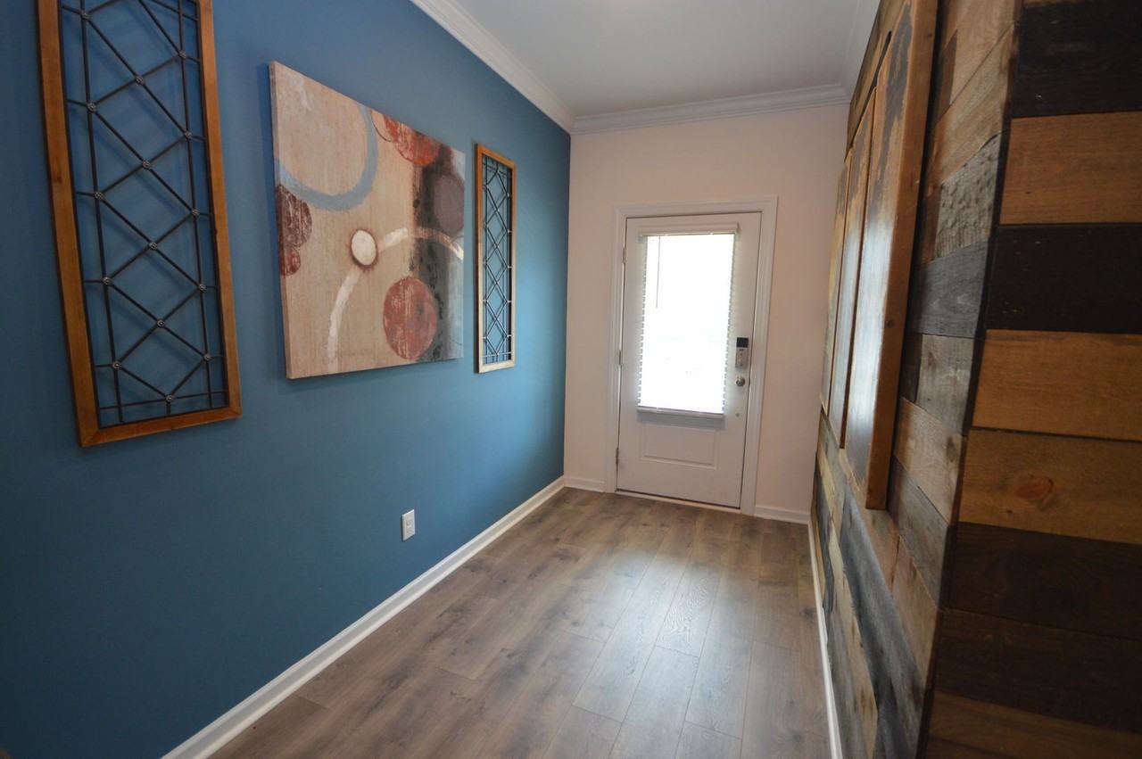 7016 Gentle Pine Pl - Photo 3 of 31