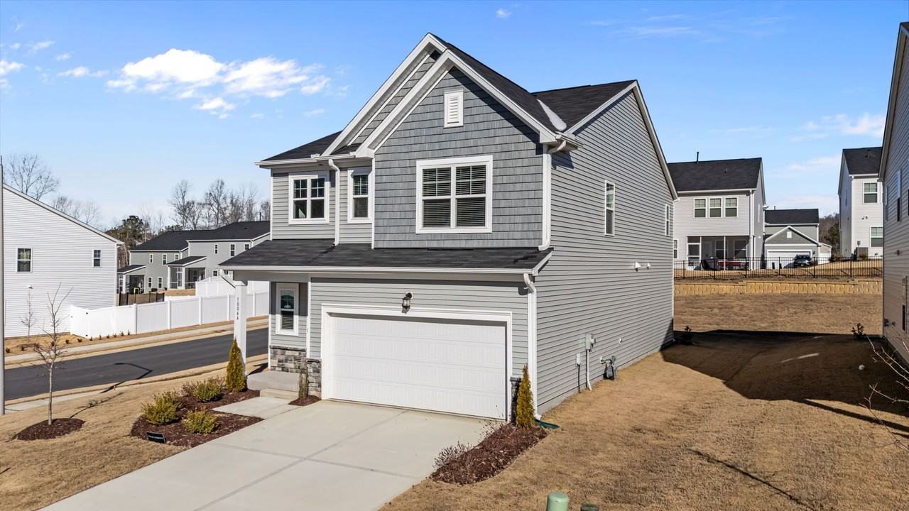 10044 Regal Dr - Photo 4 of 50