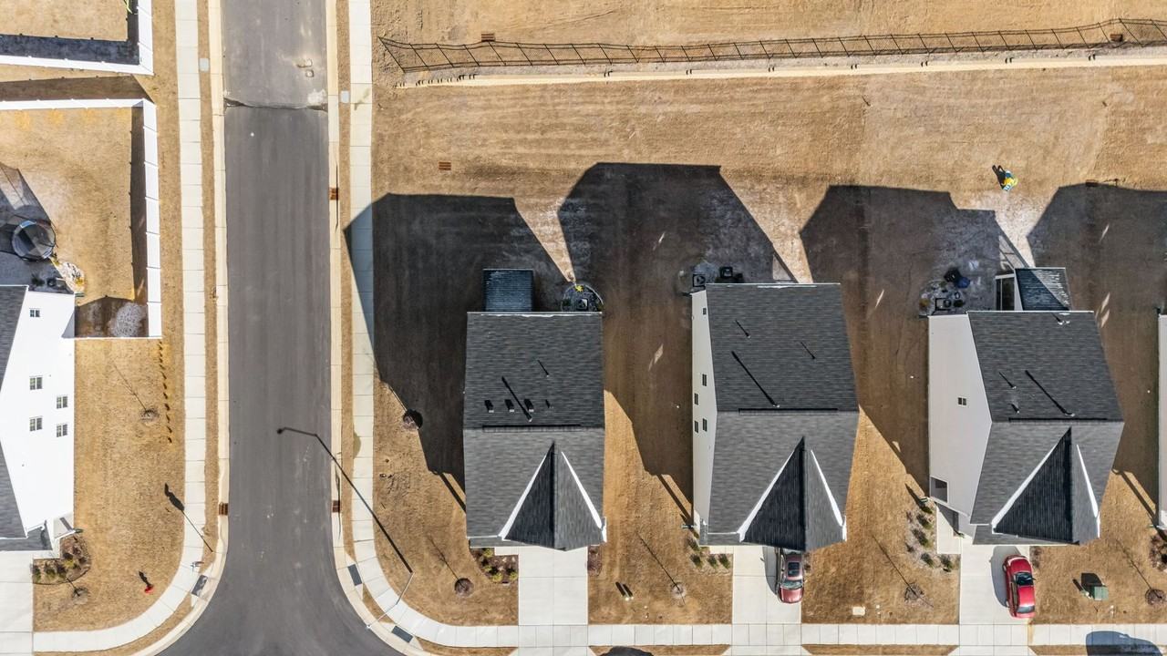 10044 Regal Dr - Photo 7 of 50