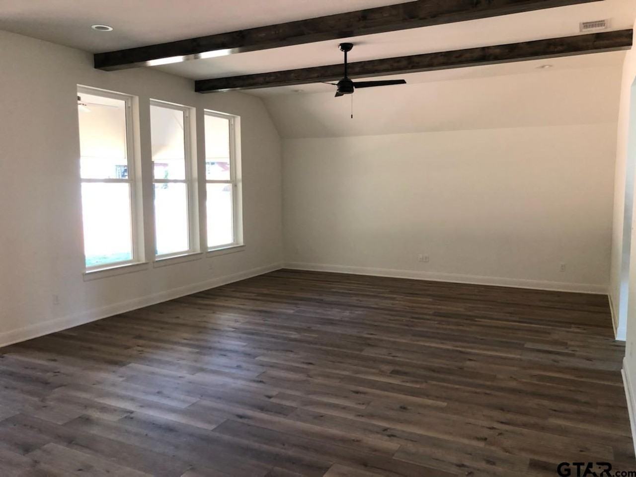 18622 County Road 1100 - Photo 2 of 5