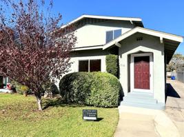 featured image of 714 El Centro St