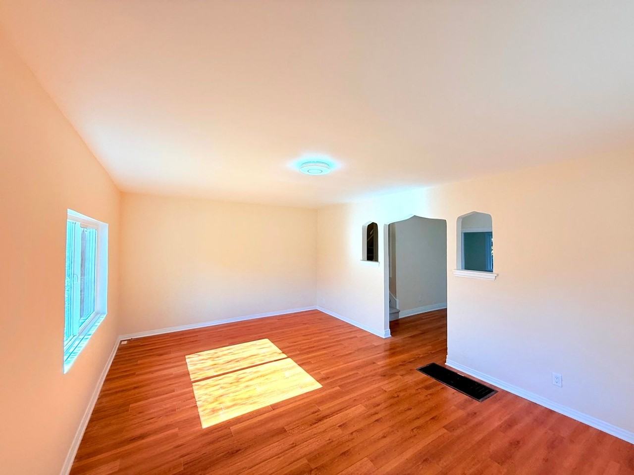 714 El Centro St - Photo 4 of 32