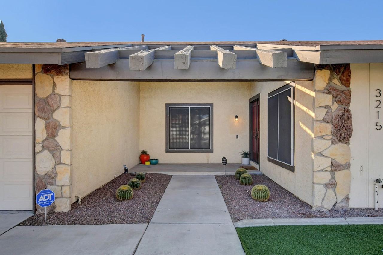 3215 Mountain Spring Rd - Photo 6 of 49