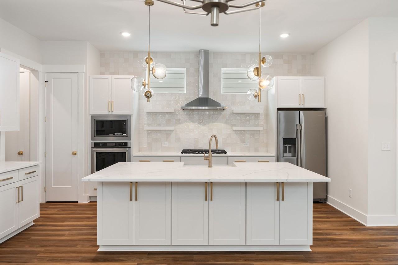 1006 Grant St - Photo 6 of 33