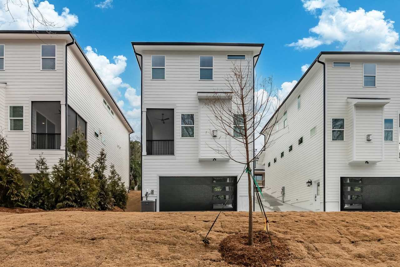 1008 Grant St - Photo 5 of 34