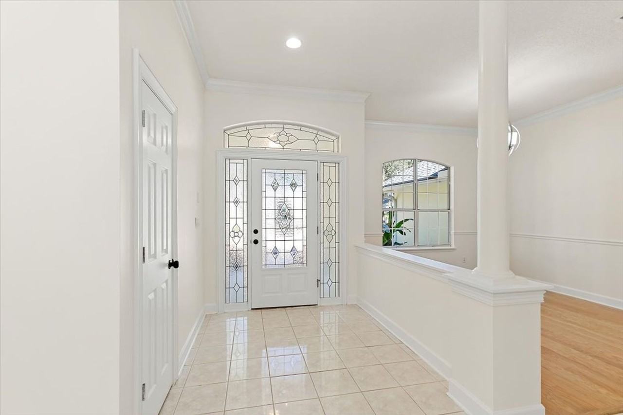 639 Queens Harbor Blvd - Photo 2 of 27