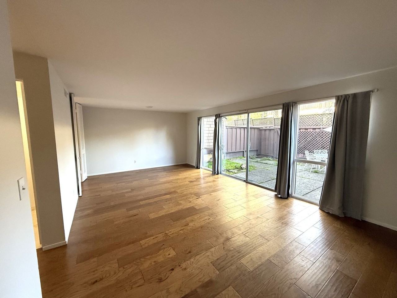 17 Surrey Ln - Photo 2 of 17