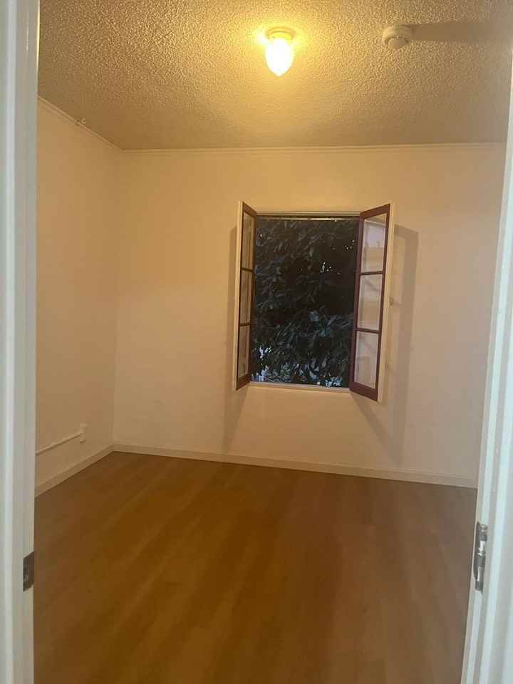 917 S Averill Ave #A - Photo 4 of 10