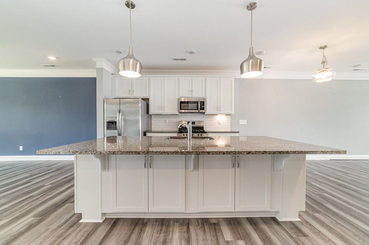 4990 David Cox Rd - Photo 4 of 21