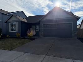 featured image of 5162 Constellation Ave Ne