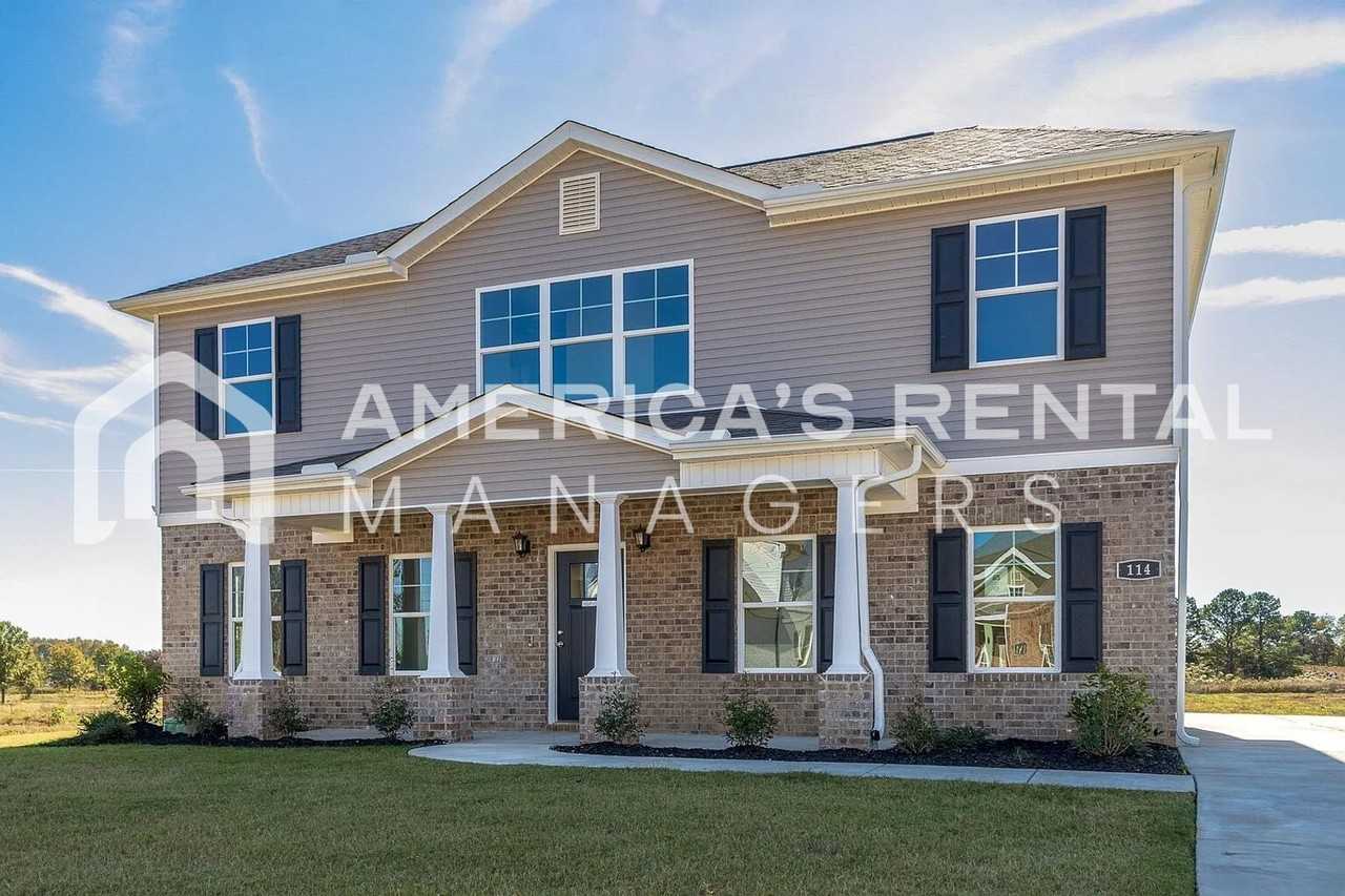 114 Fairways Pass - Photo 3 of 43