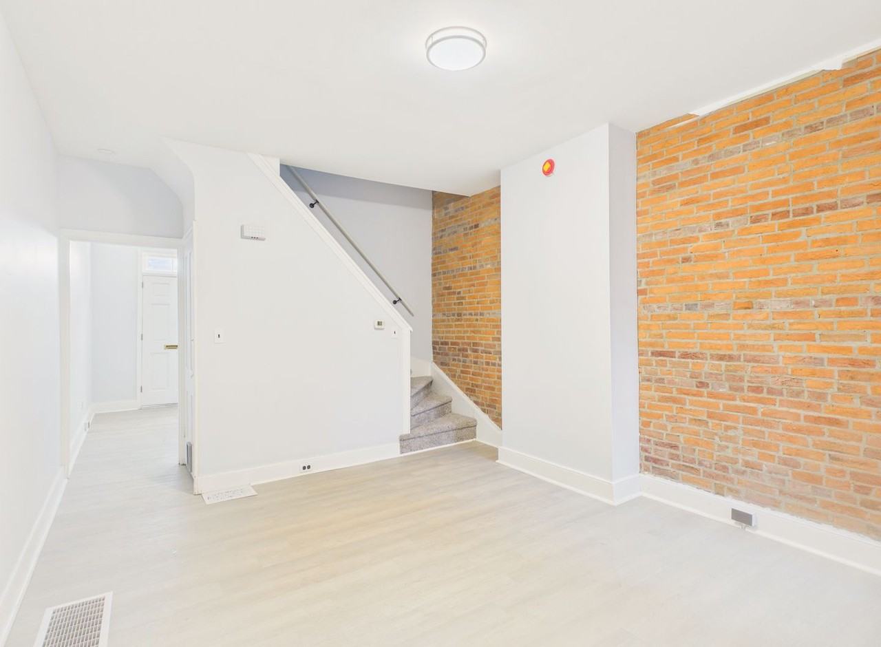 1320 Penn St - Photo 5 of 25