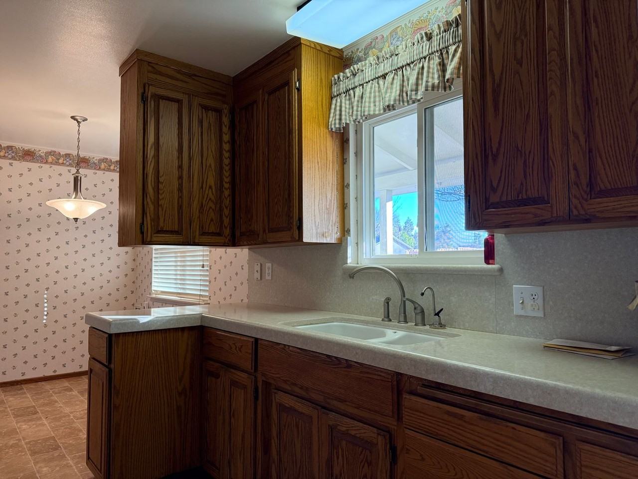 4975 Bel Escou Dr - Photo 3 of 22