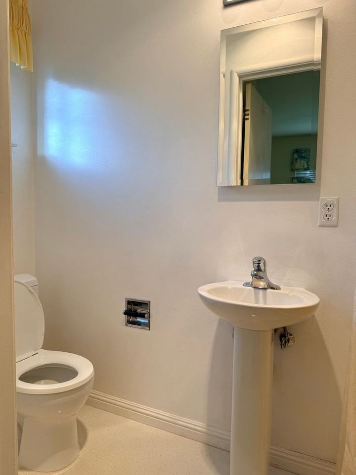 4975 Bel Escou Dr - Photo 5 of 22