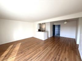 featured image of 336 Larkspur Plaza Dr