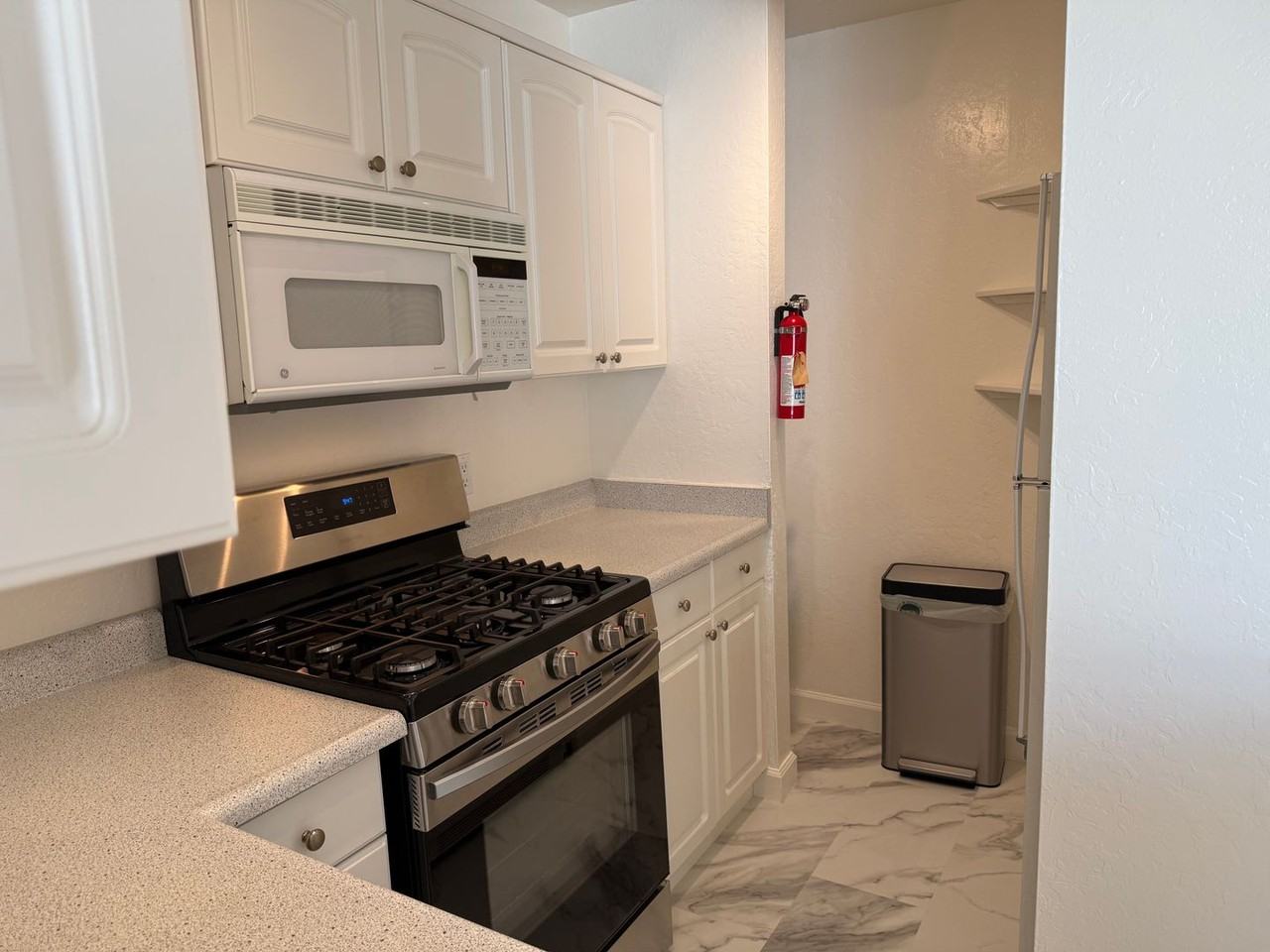 336 Larkspur Plaza Dr - Photo 5 of 15