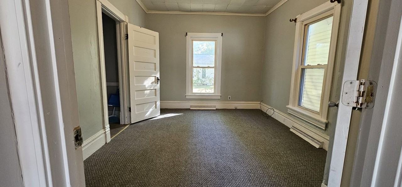 602 E Ravine Ave - Photo 7 of 18