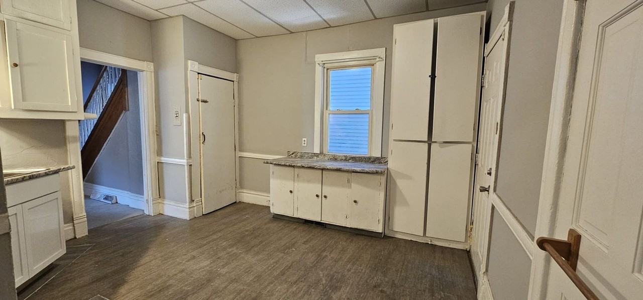 602 E Ravine Ave - Photo 4 of 19