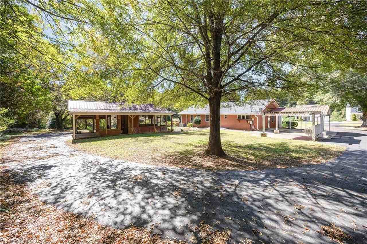 412 S Main St #A - Photo 2 of 12