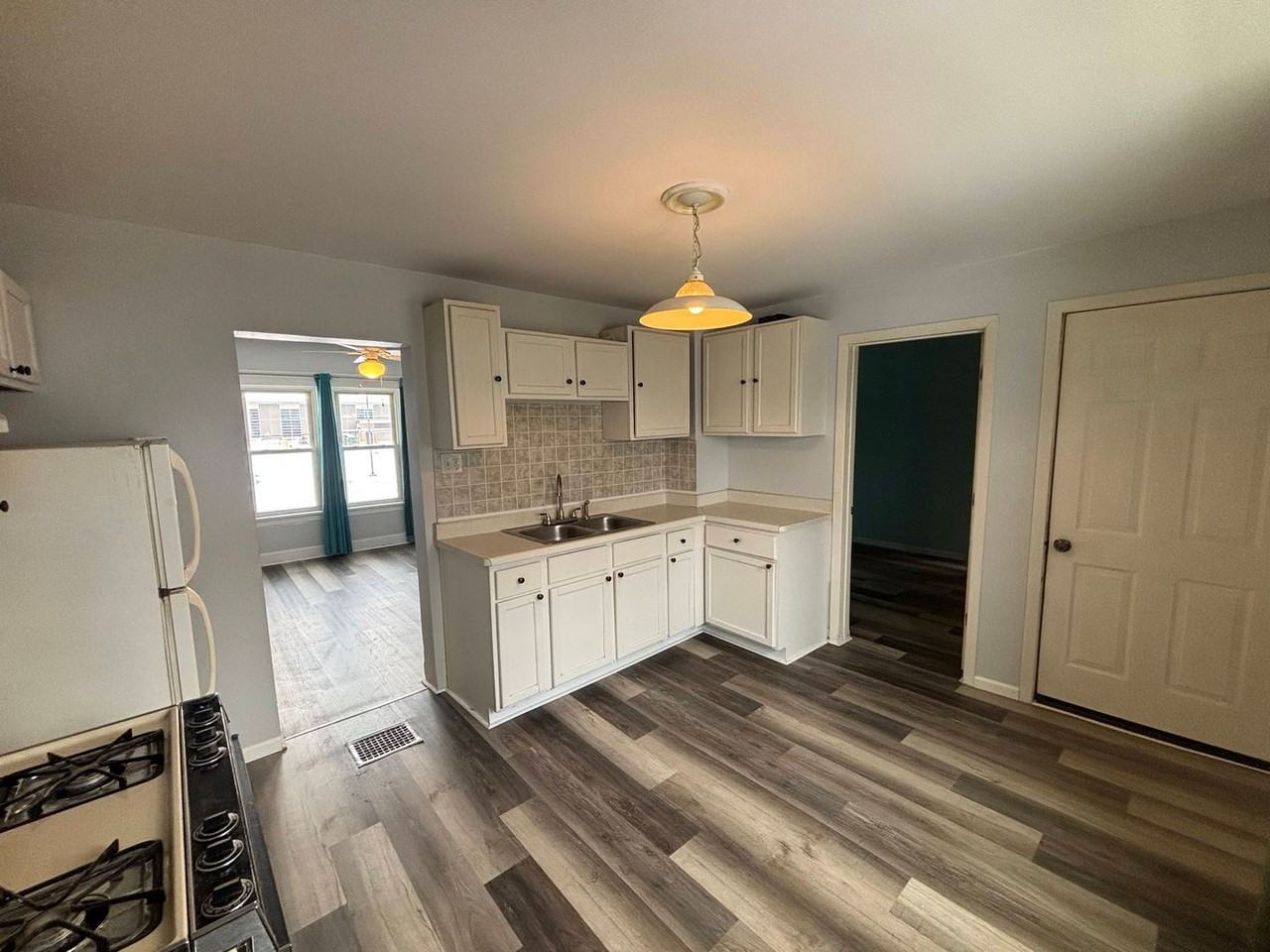 5432 25th Ave - Photo 2 of 21