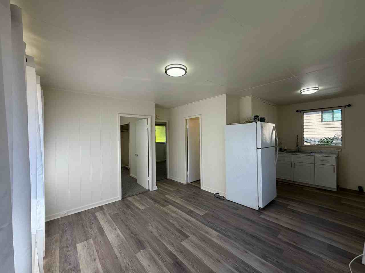 826 16th Ave - Photo 2 of 20